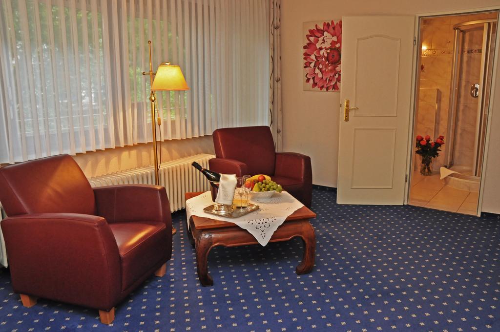 Hotel Garni Kristinenhof Bad Zwischenahn Room photo